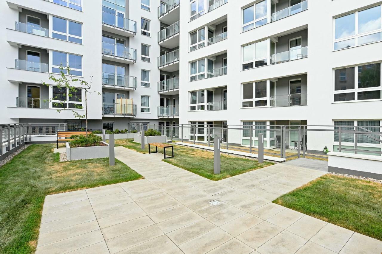 Comfort Apartments Batorego กดิเนีย ภายนอก รูปภาพ
