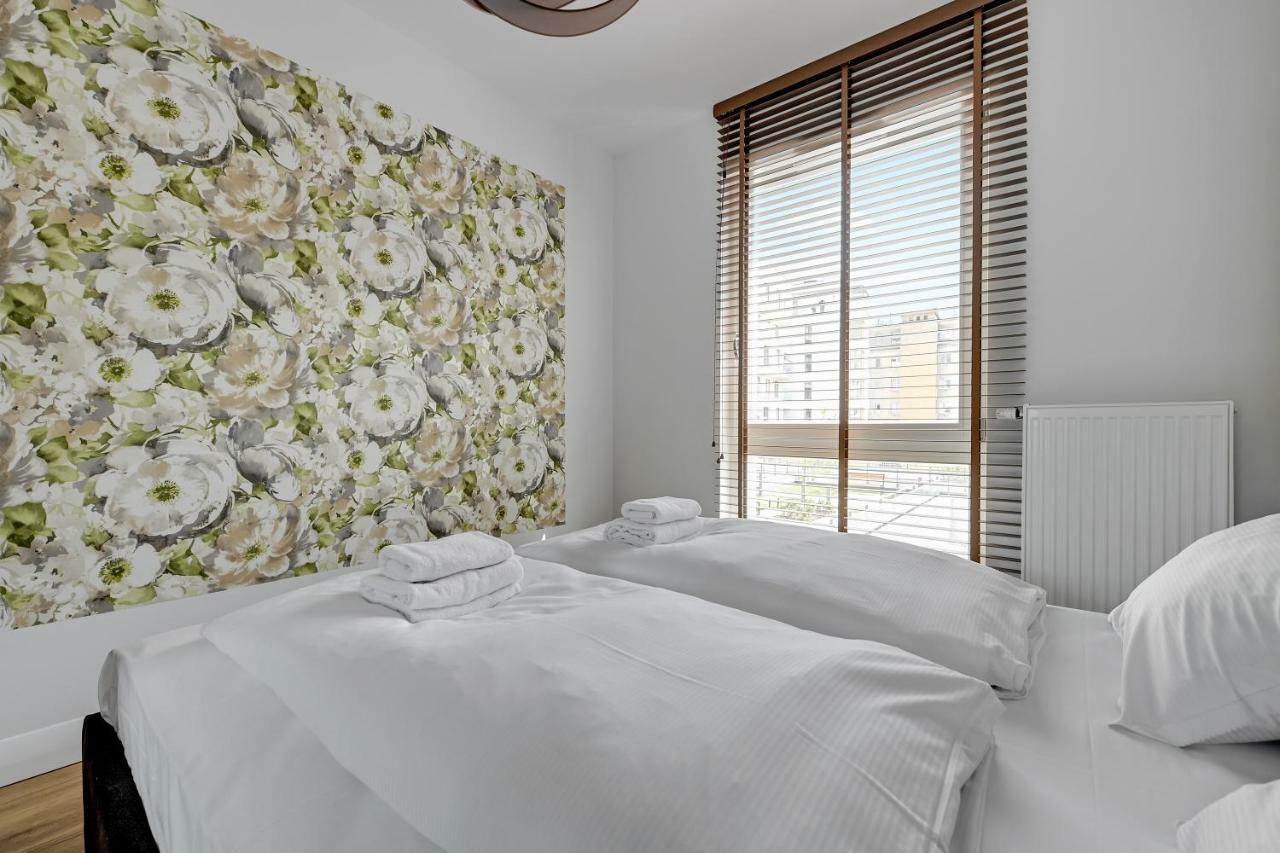 Comfort Apartments Batorego กดิเนีย ภายนอก รูปภาพ